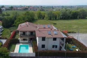 Timetofreedom Appartamento con giardino privato e piscina